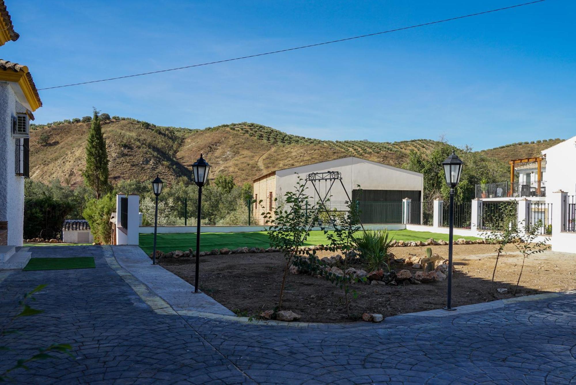 La Masia Junto Al Rio